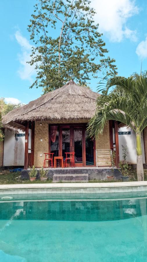 Airas' Garden Homestay Eco Bungalows Kuta  Exterior photo
